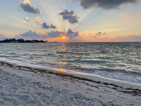 Sombrero Beach - Marathon, Fl. : r/oceans