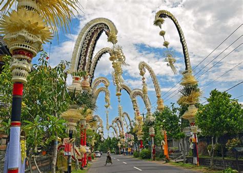 Experience The Colour and Mystery of Bali’s Galungan Festival