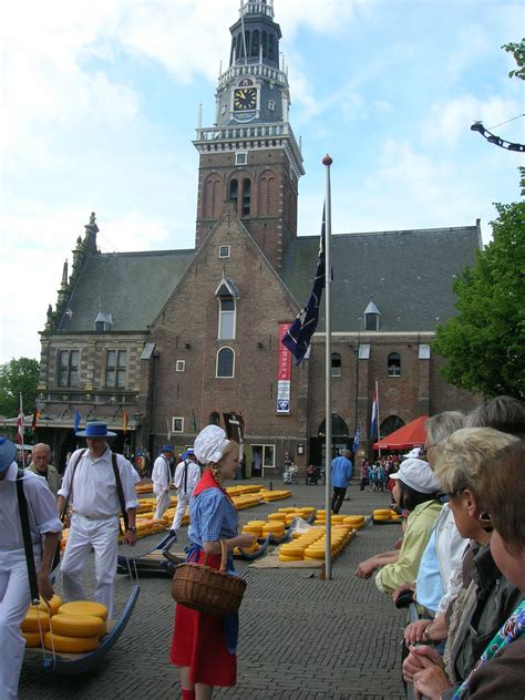 Beckstrand Beat: Alkmaar Cheese Market