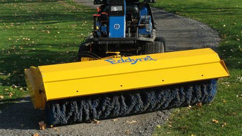 Eddynet | Front Mounted Mechanical Sweeper Attachment for 25hp tractors ...