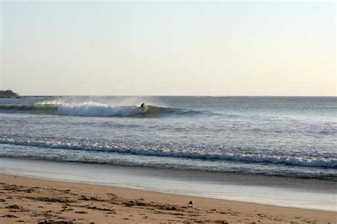 Playa Langosta Surf Spot Guide