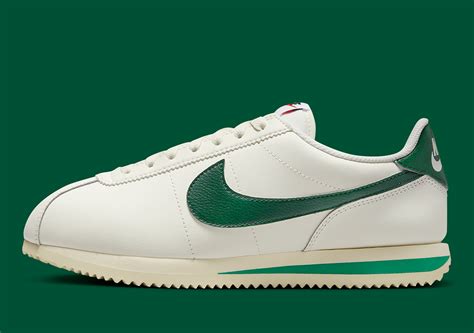 Nike Cortez Sail Gorge Green DN1791-101 | SneakerNews.com