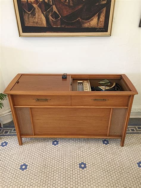 #Vintage #Magnavox #Stereo Console #RecordPlayer #1964 -Click On Link For All Info | Stereo ...