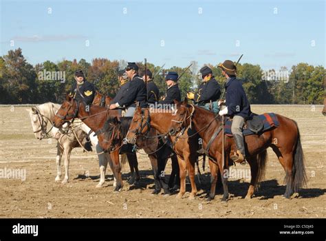 Civil war reenactment hi-res stock photography and images - Alamy