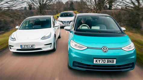 Volkswagen ID.3 vs Tesla Model 3 vs Nissan Leaf - TopGear Nederland