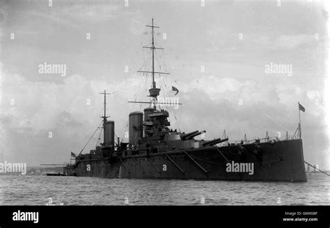 Hms lion hi-res stock photography and images - Alamy