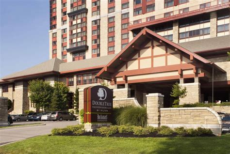 DoubleTree Fallsview Resort & Spa by Hilton Niagara Falls | Budget Accommodation Deals and ...