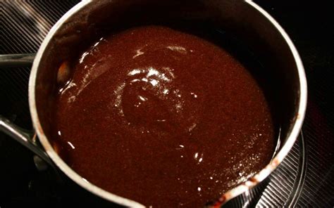 Red Wine Chocolate Sauce - Inspired Cuisine