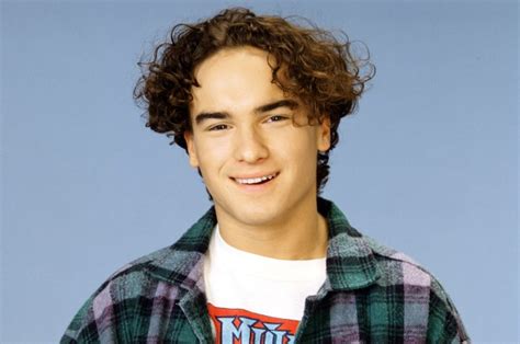 Johnny Galecki returning for ‘Roseanne’ revival | Page Six