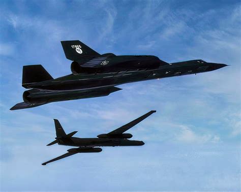 Two Skunk Works masterpieces: SR-71 Blackbird and U-2 Dragonlady ...