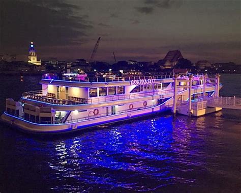 The Vertical Cruise | Thailand, Bangkok Dinner Cruise