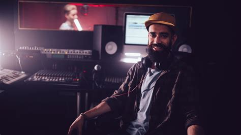 5 Ways to Learn Music Production