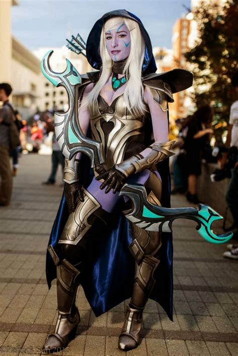 Beru812: Dota 2 Cosplay Drow Ranger (Traxex)