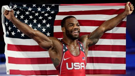 Jordan Burroughs breaks U.S. wrestling record for Olympic, world titles ...