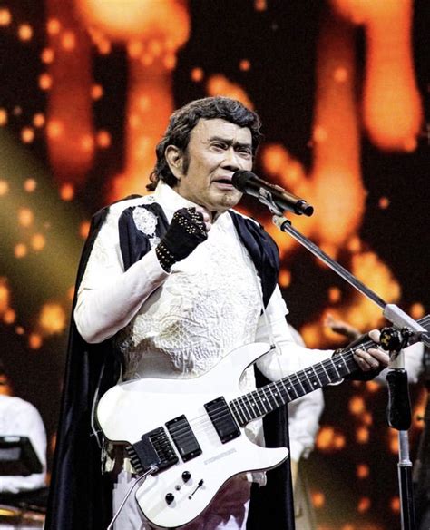 8 Portraits of Rhoma Irama's Hit Songs that are Still Known Today, Often Used During Dangdut ...