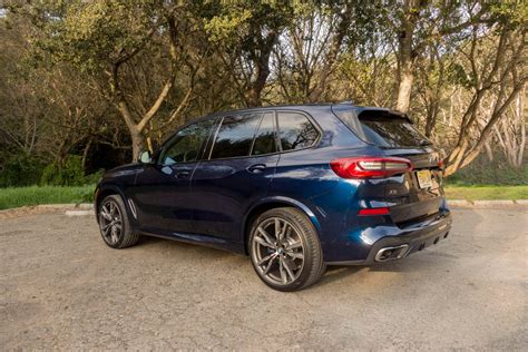 2020 BMW X5 M50i is a go-fast family hauler - CNET