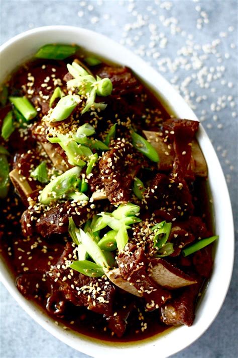 Korean Beef Stew (Braised Beef Short Ribs) | bakeologie