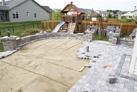 Pavers backyard - large and beautiful photos. Photo to select Pavers ...