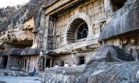 Regulate tourists at Ajanta caves to preserve paintings: ASI - TrendRadars India