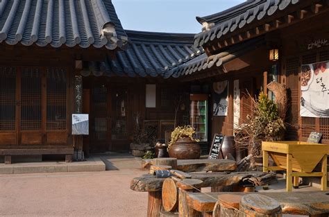 Jeonju Hanok Village: Korea's Past, Present and Future All in One ...