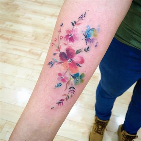 Pin de Ana Davila en tattoo | Tatuajes florales, Tatuajes delicados femeninos, Hermosos tatuajes