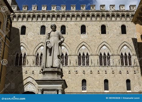 Palazzo Salimbeni In Siena. Headquarters Of The Monte Dei Paschi Di ...