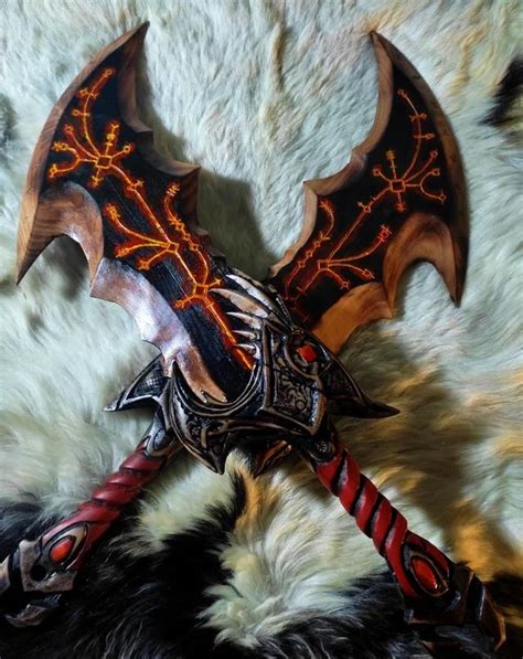 God of War Fan Makes Incredible Replica of Blades of Chaos