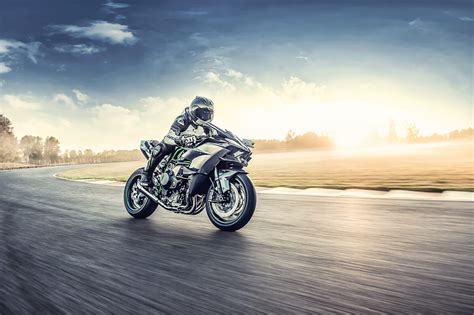 This is what the fastest bike in the world looks like now - The Manual