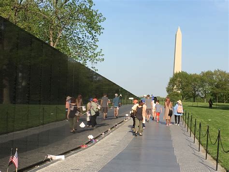 Washington DC Memorials, Vietnam Memorial - Exploring Our World