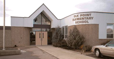 Elk Point Elementary School - Town of Elk Point