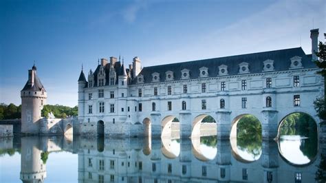 Fairytale Loire Castles, Wine Tasting & Lunch: Full-Day Trip