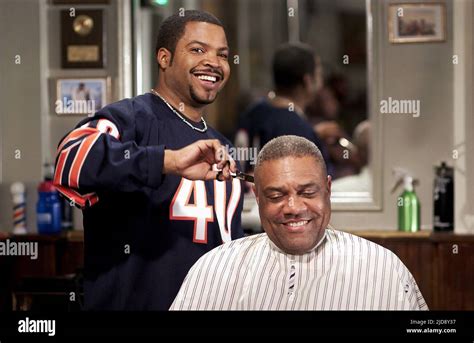 ICE CUBE, BARBERSHOP 2: BACK IN BUSINESS, 2004 Stock Photo - Alamy