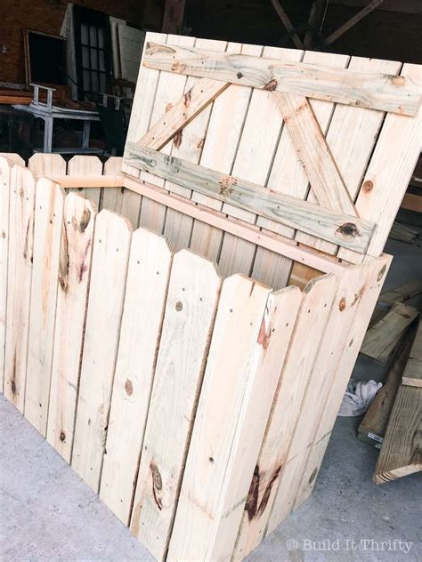 Outdoor Garbage Bin Built For $50 In Lumber - Build It Thrifty