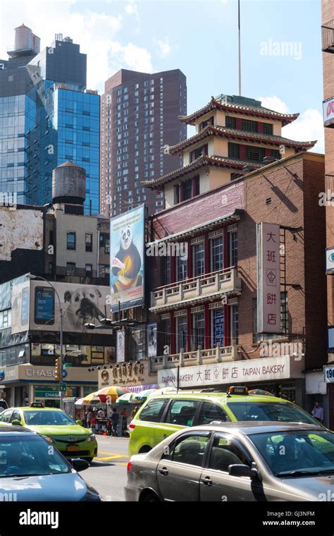 Traffic on Canal Street, Chinatown, NYC, USA Stock Photo - Alamy