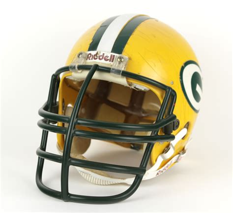 PACKERVILLE, U.S.A.: Packers Helmets Gallery