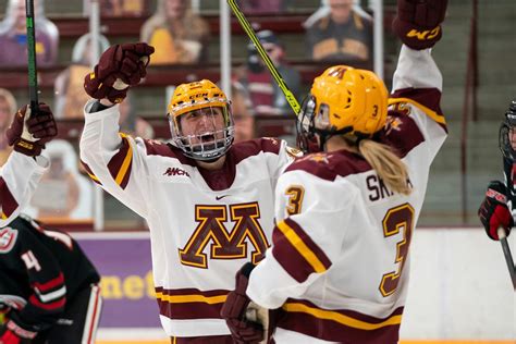 Both Minnesota Golden Gophers hockey teams are ranked #1 in the Country ...