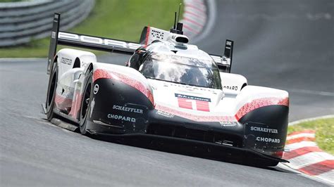 Porsche 919 Evo smashes Nurburgring lap record in 5:19