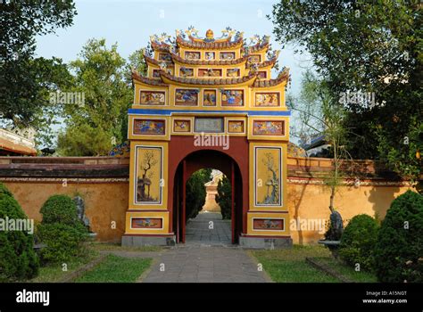 Entrance to Thien Mieu Temple inside the imperial enclosure city of Hue Vietnam Stock Photo - Alamy