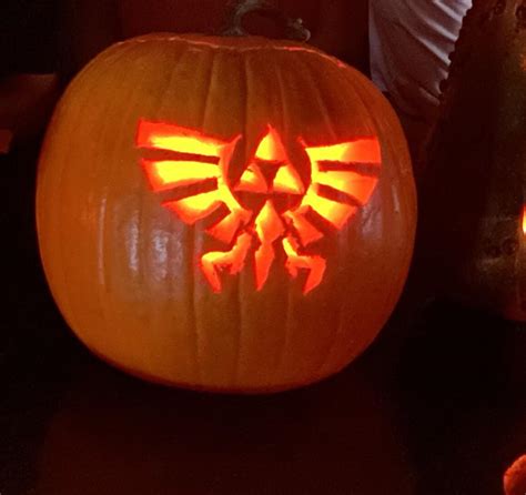 Legend of Zelda pumpkin : r/pumpkincarving