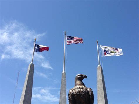 Free Images : monument, statue, flag, landmark, freedom, majestic, bald eagle, patriotism ...