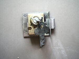 VINTAGE FLAT KEY MAILBOX LOCK- BOMMER IND. | eBay