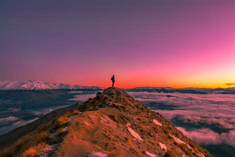 ULTIMATE Guide to Hiking Roys Peak +How to Hike at Sunrise!