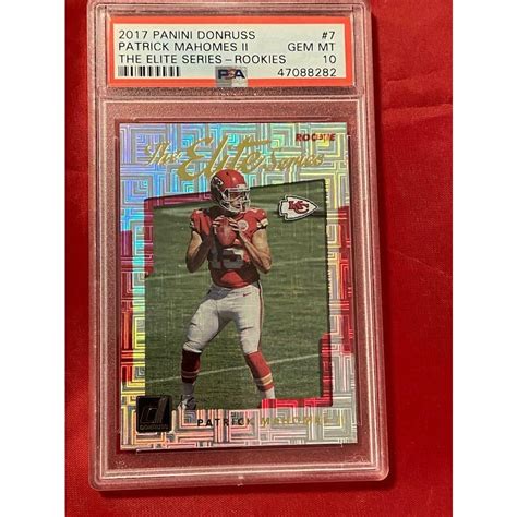 Patrick Mahomes Rookie Card Buying Guide | Buy Side Sports