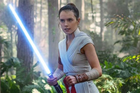 Daisy Ridley's New 'Star Wars' Movie: Everything We Know So Far - Parade