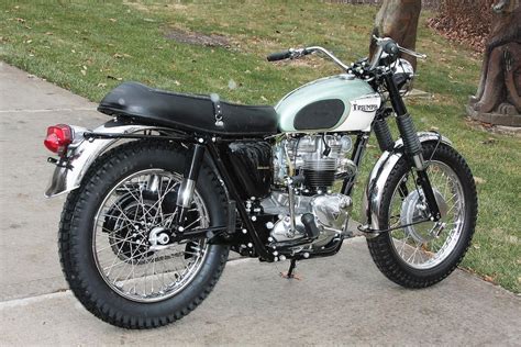 Ton-Up Classics full restoration showing just 6.9 miles,1967 Triumph TR6C Trophy Frame no ...