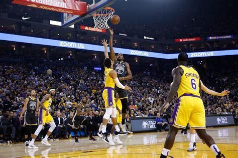 DeMarcus Cousins’ dunk highlights Warriors’ bounce-back win over Lakers