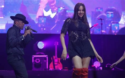 Catriona Gray Wore a Sultry Red & Black Outfit at Ne-Yo Concert | Preview.ph