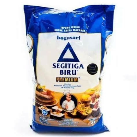 Jual Tepung terigu segitiga biru premium protein tinggi kemasan 1kg | Shopee Indonesia