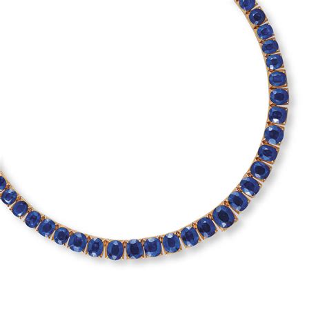 A SAPPHIRE NECKLACE