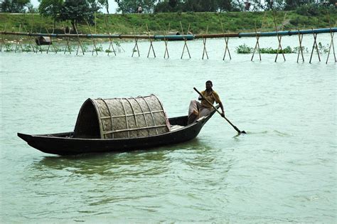 Bangladesh Sights: Rivers and Boats - Virtual Bangladesh